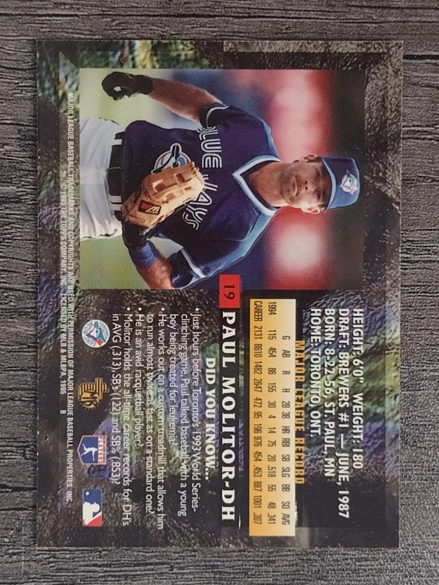 1995 Topps Embossed #19 Paul Molitor