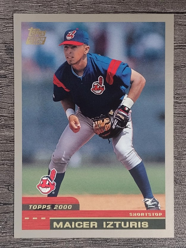 2000 Topps Traded #T26 Maicer Izturis RC
