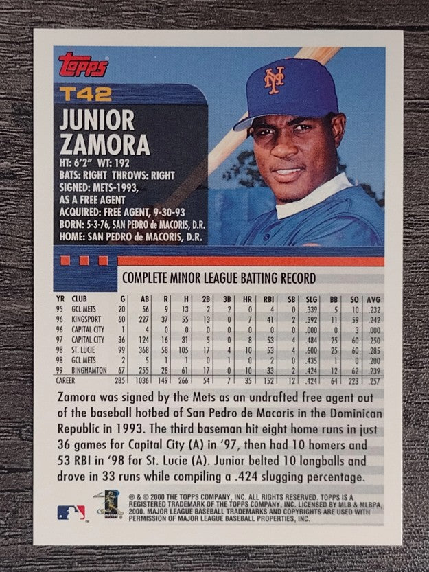 2000 Topps Traded #T42 Junior Zamora RC