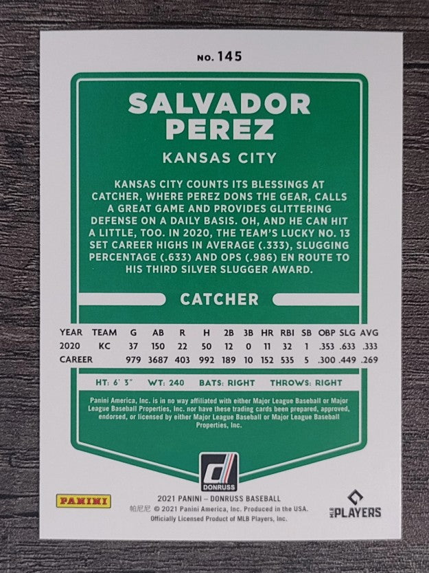 2021 Donruss Holo Red #145 Salvador Perez
