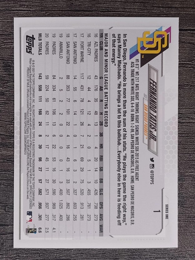 2021 Topps #1 Fernando Tatis Jr.