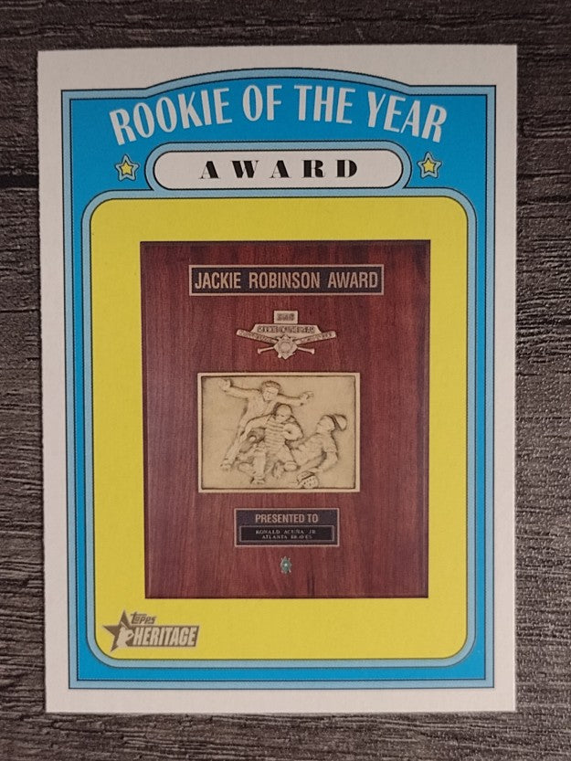 2021 Topps Heritage #368 Rookie of the Year Award