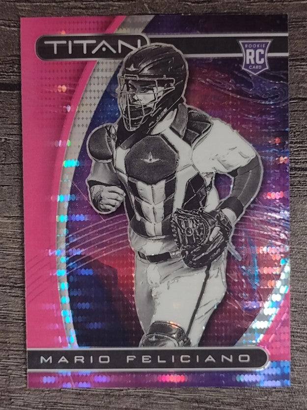 2021 Panini Titan Pink Pulsar #11 Mario Feliciano