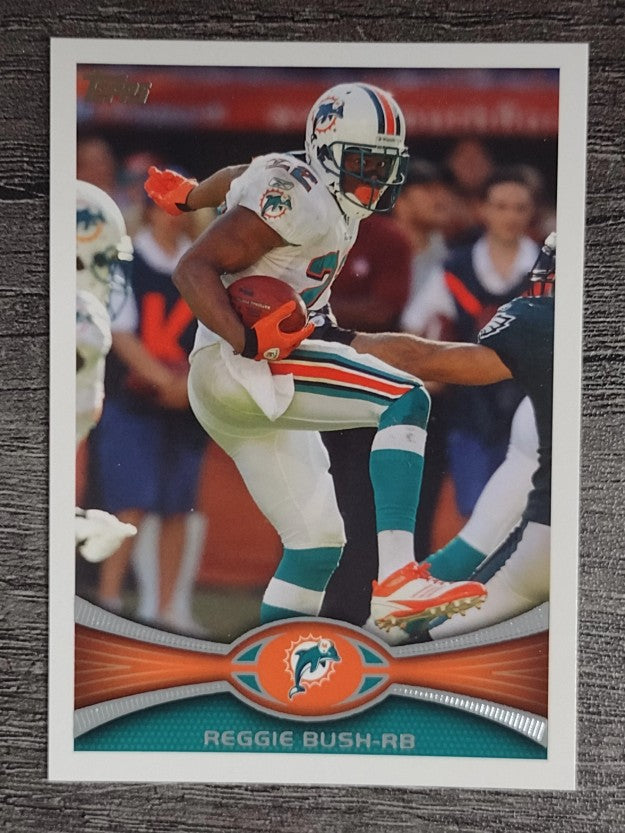 2012 Topps #265A Reggie Bush/football in right arm