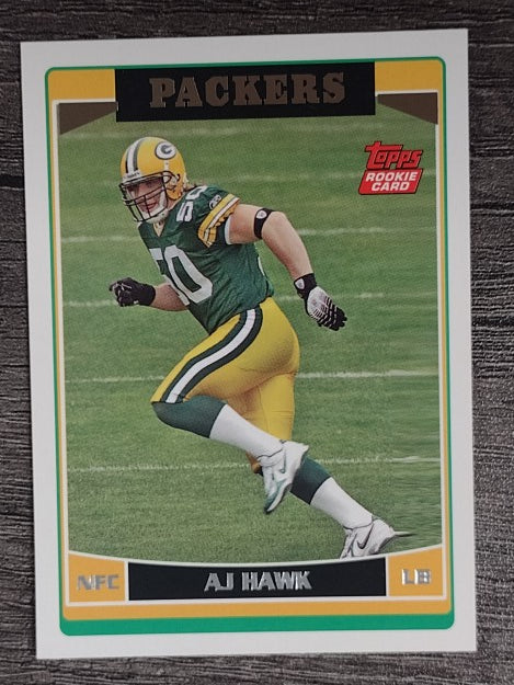 2006 Topps #360 A.J. Hawk RC