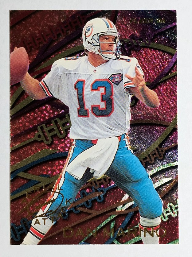 1995 Fleer Aerial Attack #2 Dan Marino