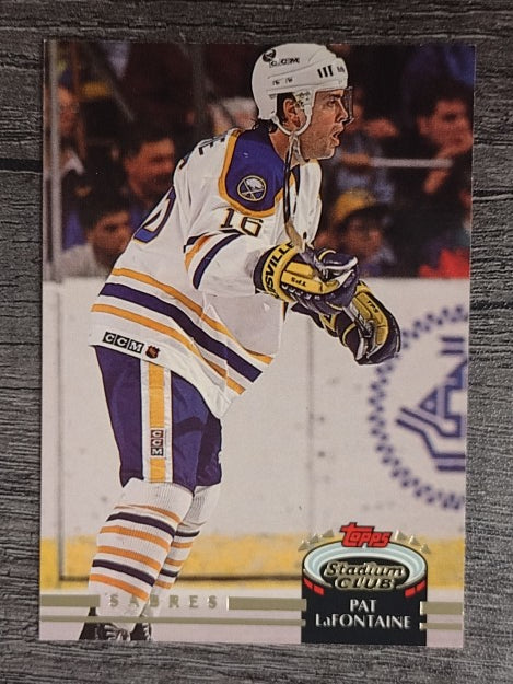 1992-93 Stadium Club #95 Pat LaFontaine