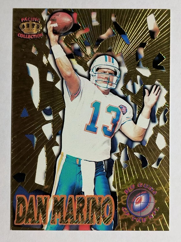 1995 Pacific Triple Folders Big Guns #BG2 Dan Marino
