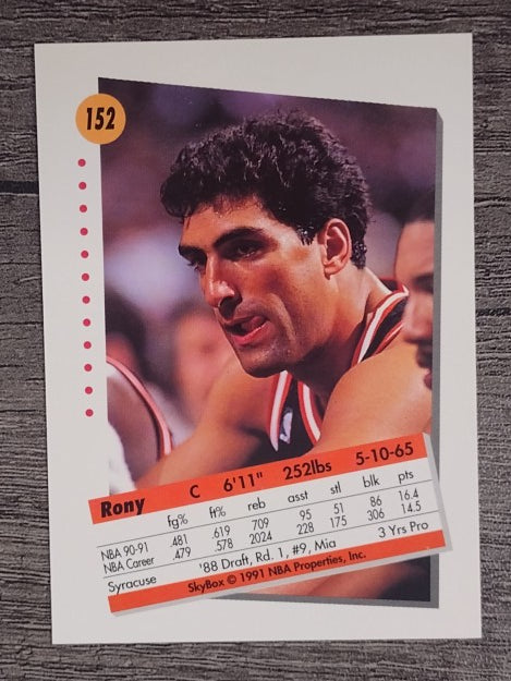 1991-92 SkyBox #152 Rony Seikaly