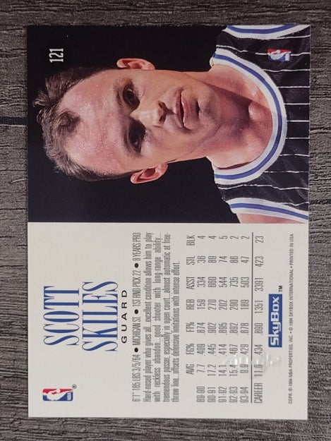 1994-95 SkyBox Premium #121 Scott Skiles