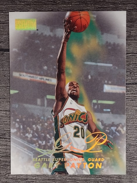 1998-99 SkyBox Premium #69 Gary Payton