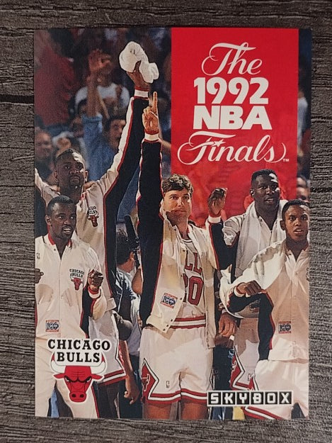 1992-93 SkyBox #318 NBA Champs/Michael Jordan