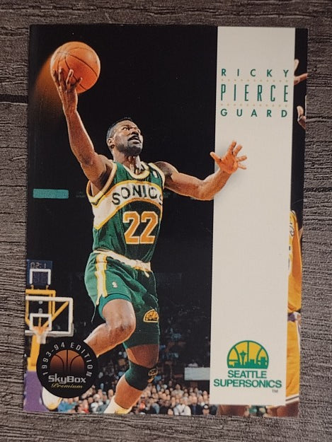 1993-94 SkyBox Premium #174 Ricky Pierce