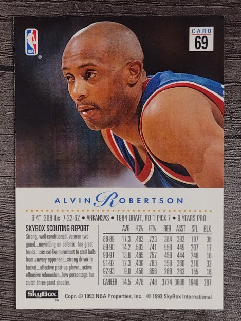 1993-94 SkyBox Premium #69 Alvin Robertson