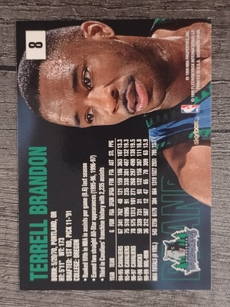 1999-00 SkyBox Dominion #8 Terrell Brandon