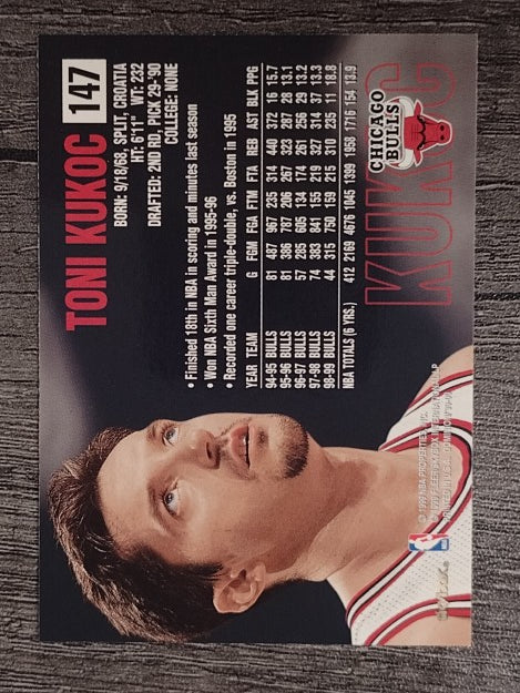 1999-00 SkyBox Dominion #147 Toni Kukoc
