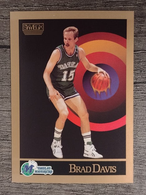 1990-91 SkyBox #62 Brad Davis