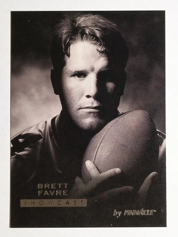 1995 Pinnacle Showcase #10 Brett Favre