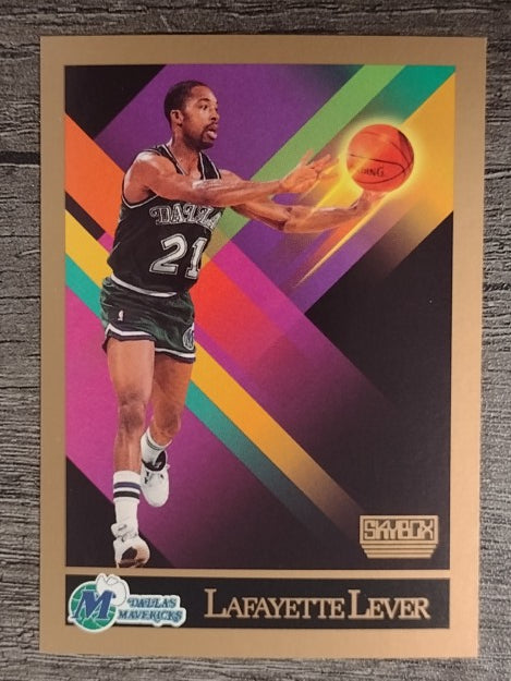 1990-91 SkyBox #376 Lafayette Lever