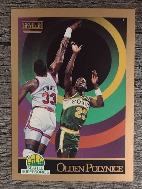1990-91 SkyBox #272 Olden Polynice