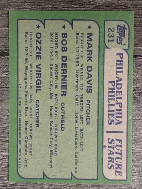 1982 Topps #231 Mark Davis RC/Bob Dernier RC/Ozzie Virgil RC