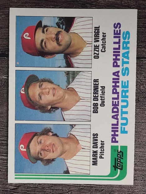 1982 Topps #231 Mark Davis RC/Bob Dernier RC/Ozzie Virgil RC
