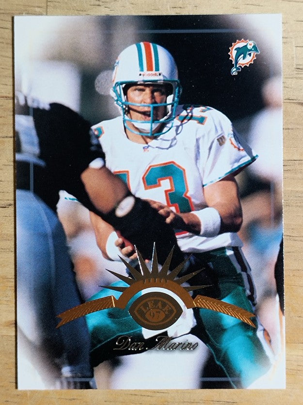 1997 Leaf #7 Dan Marino