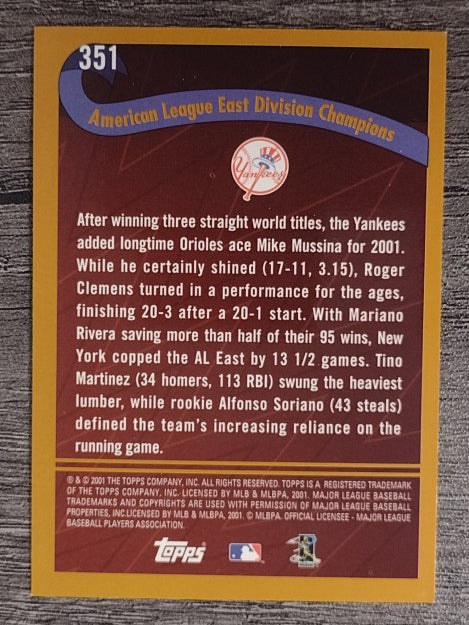 2002 Topps #351 New York Yankees PB