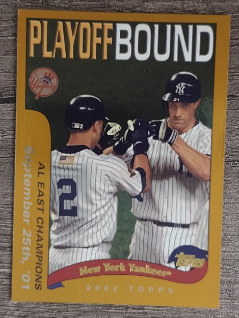2002 Topps #351 New York Yankees PB