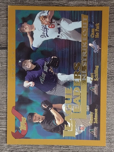 2002 Topps #348 Randy Johnson/Curt Schilling/Chan Ho Park LL