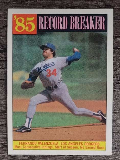 1986 Topps #207 Fernando Valenzuela RB