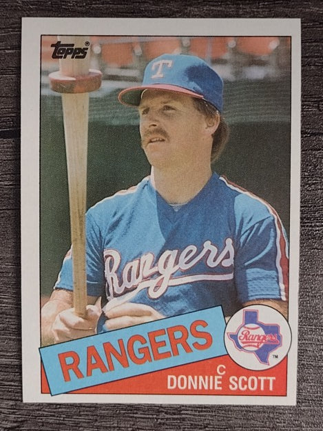 1985 Topps #496 Donnie Scott