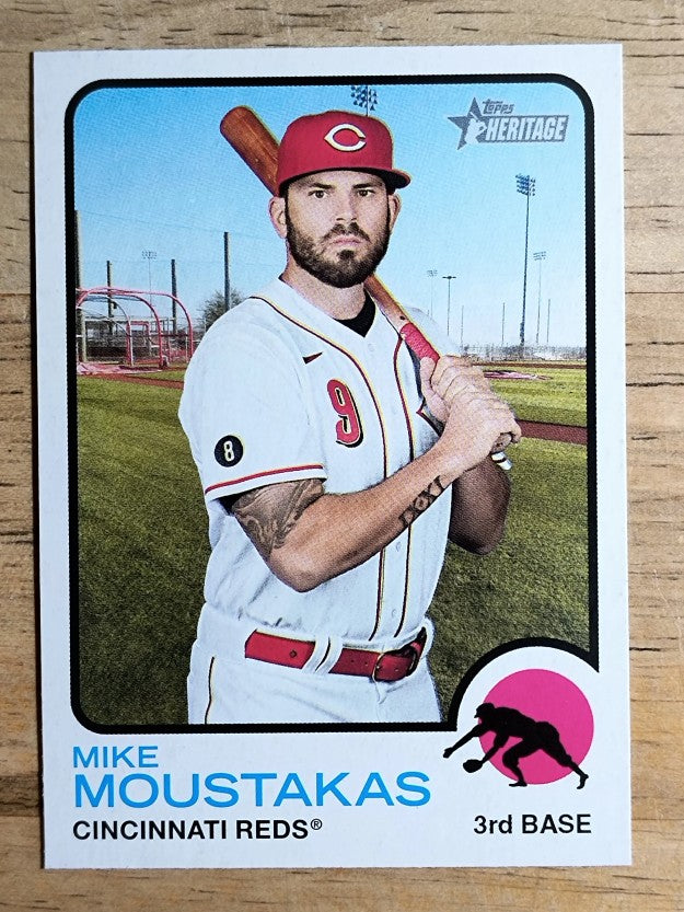 2022 Topps Heritage #4 Mike Moustakas