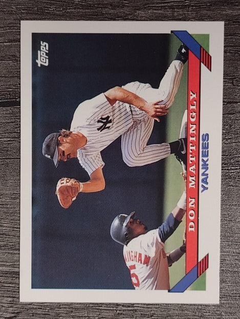 1993 Topps #32 Don Mattingly