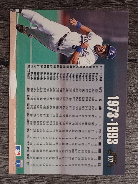 1994 Donruss #107 George Brett Salute