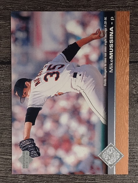 1997 Upper Deck #22 Mike Mussina