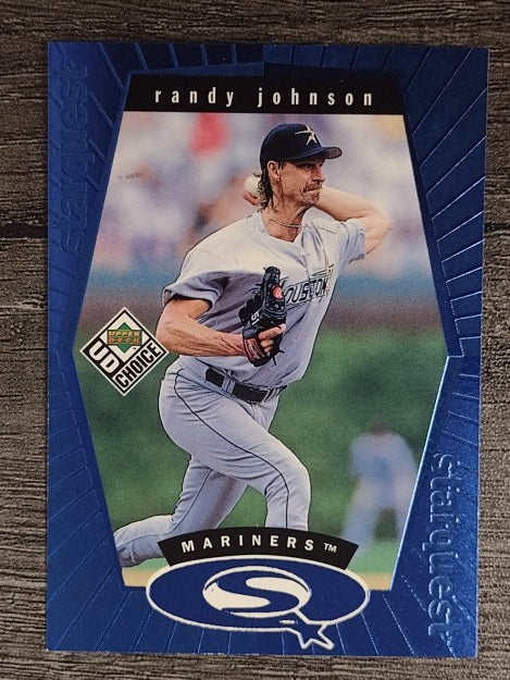 1999 UD Choice StarQuest #12 Randy Johnson