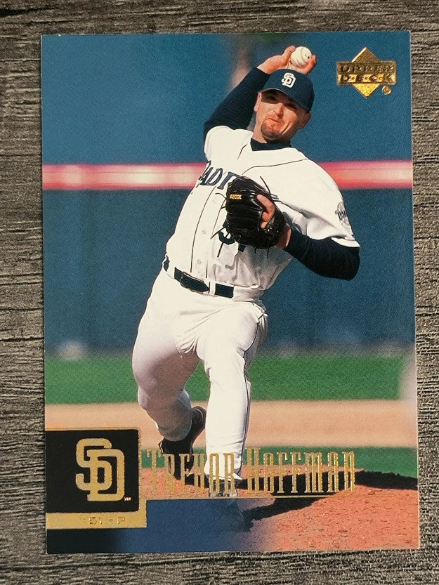 2001 Upper Deck #425 Trevor Hoffman