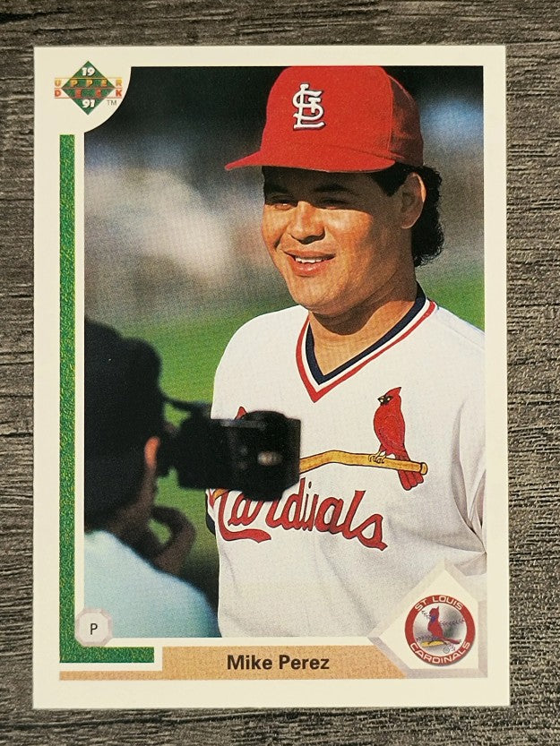 1991 Upper Deck #728 Mike Perez RC