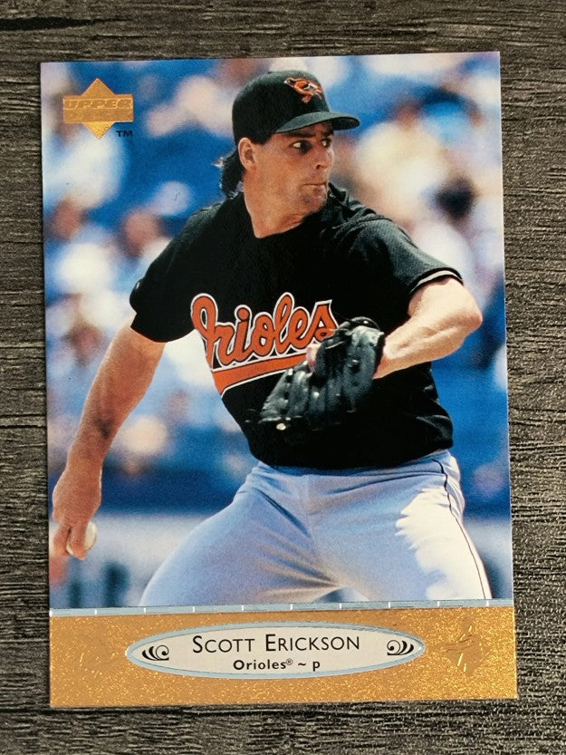 1996 Upper Deck #13 Scott Erickson