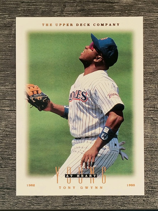 1996 Upper Deck #116 Tony Gwynn YH