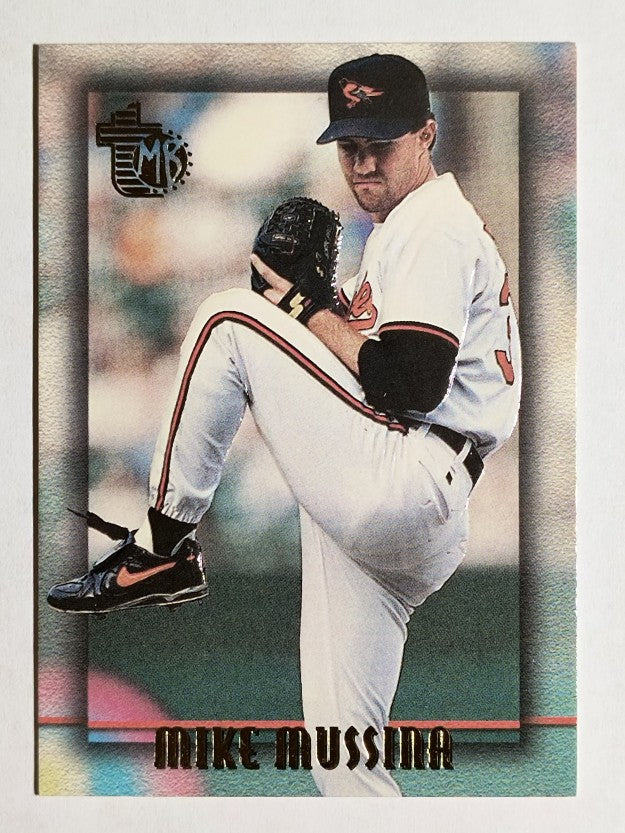 1995 Topps Embossed #93 Mike Mussina