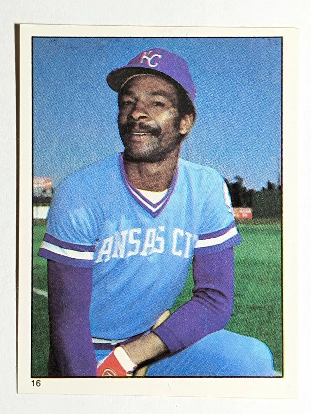 1981 Topps Stickers #16 Willie Wilson