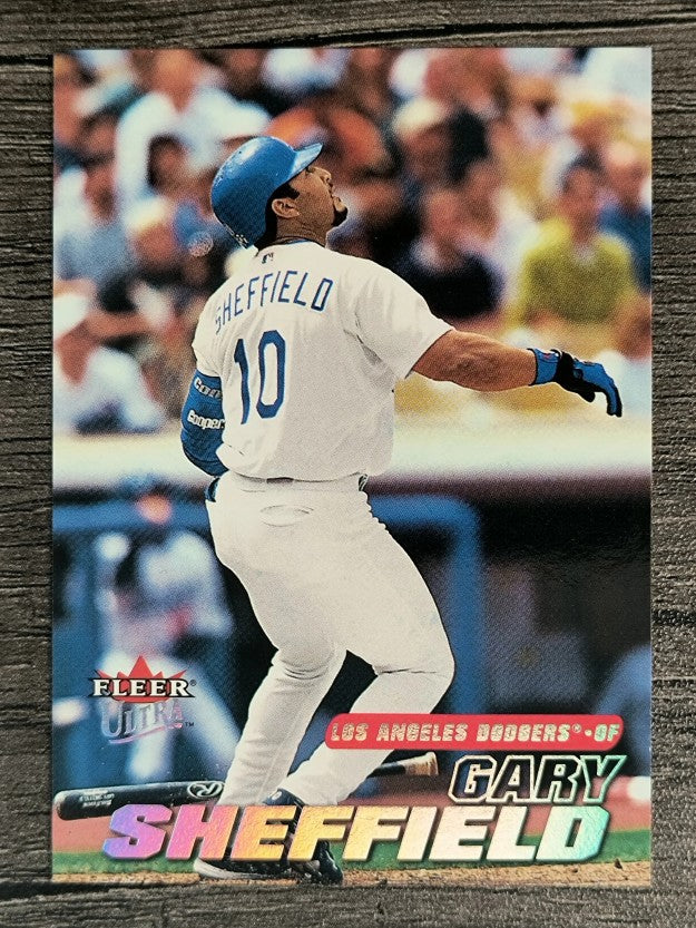 2001 Ultra #153 Gary Sheffield