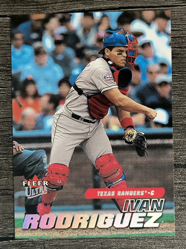 2001 Ultra #173 Ivan Rodriguez
