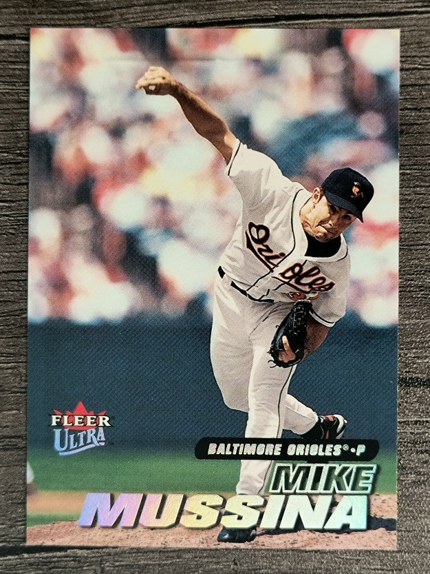 2001 Ultra #33 Mike Mussina