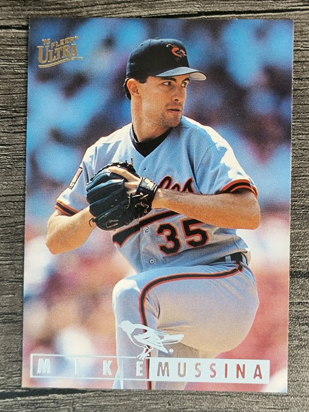 1995 Ultra #6 Mike Mussina