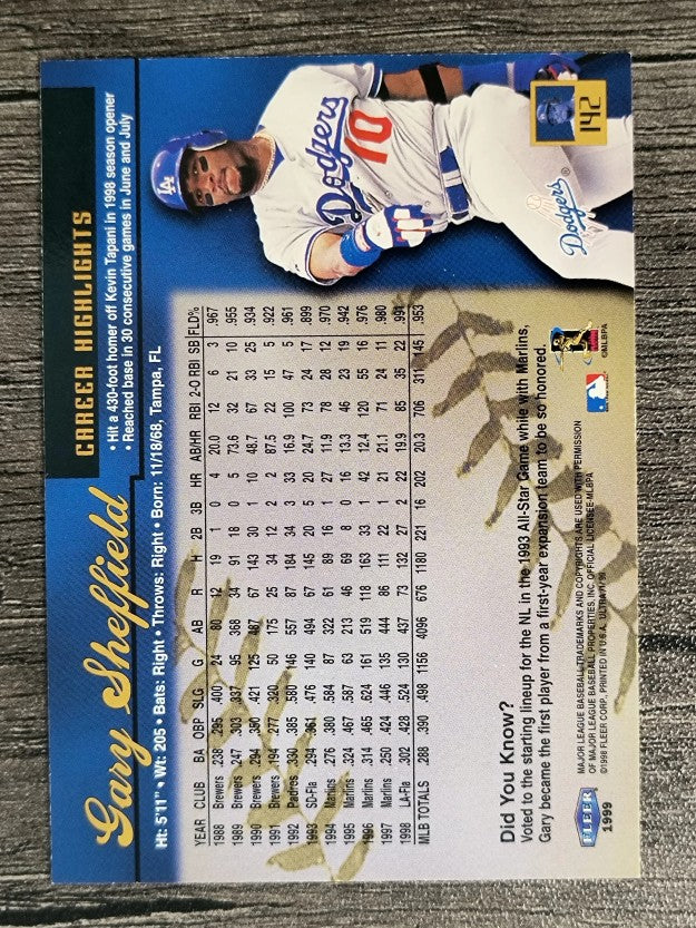 1999 Ultra #142 Gary Sheffield