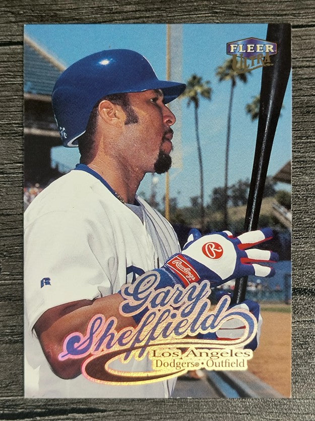 1999 Ultra #142 Gary Sheffield