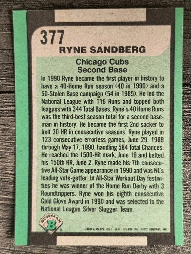 1991 Bowman #377 Ryne Sandberg SLUG